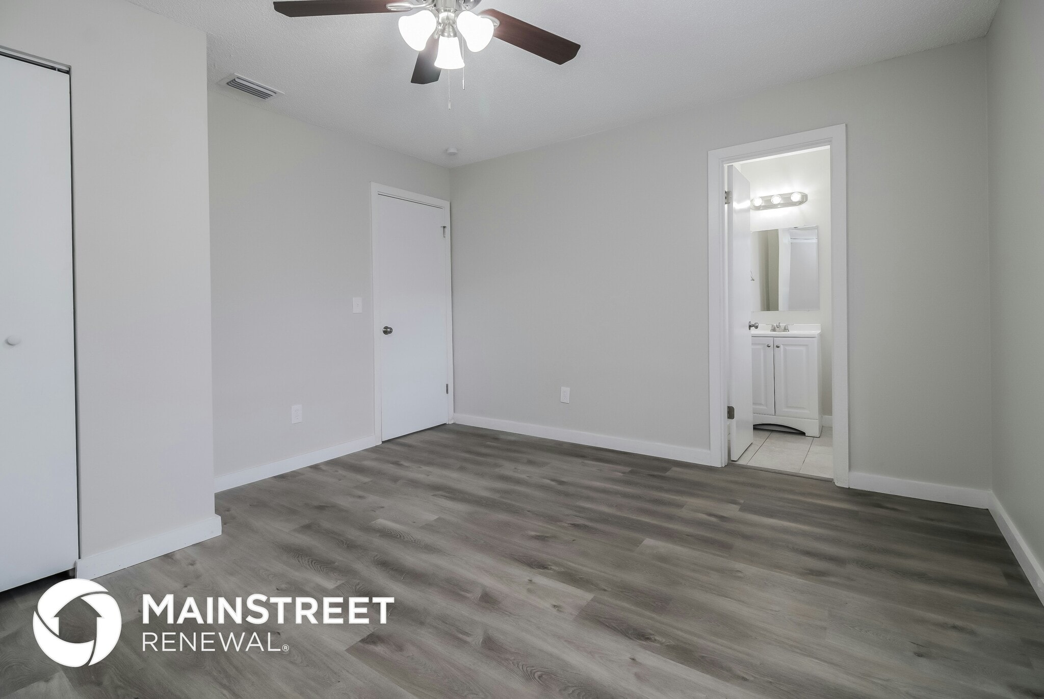 Building Photo - 1310 Cypress Ave