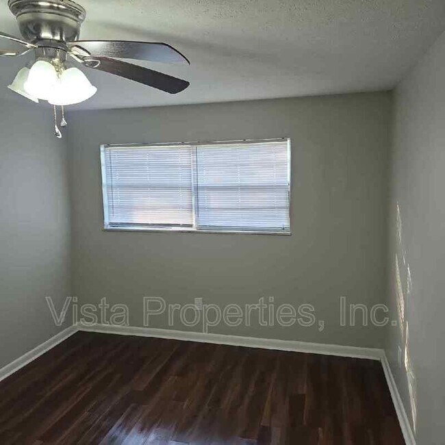 Building Photo - 1603 Gagel Ave