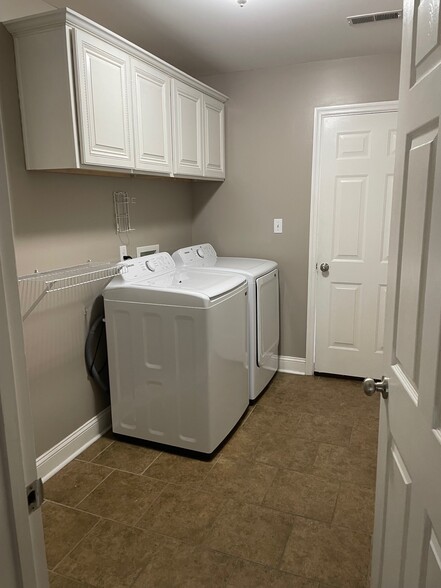 Laundry Room, Washer/Dryer Included - 324 Oxford Cir