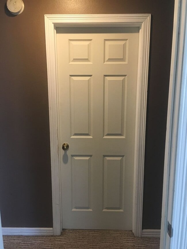 Building Photo - PRE-LEASING Brick 4 Bedroom 2 Bath Home Avail 8/10/26