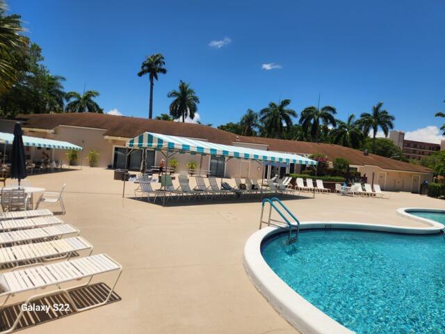 Building Photo - 14721 Bonaire Blvd