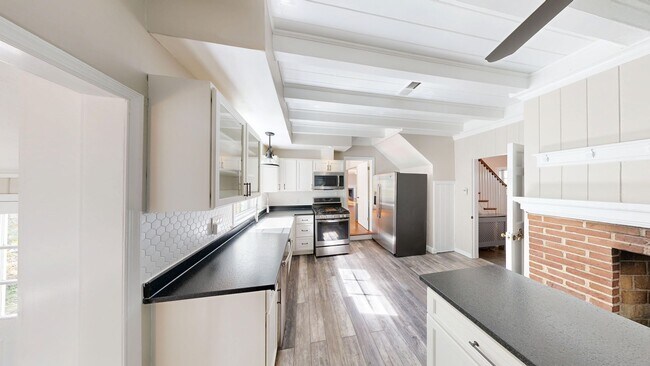 Building Photo - Updated  4/3.5 Farmhouse in Bethesda on Private, 1.5 Acre Lot