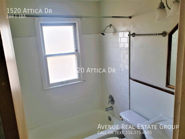 Building Photo - 1520 Attica Dr