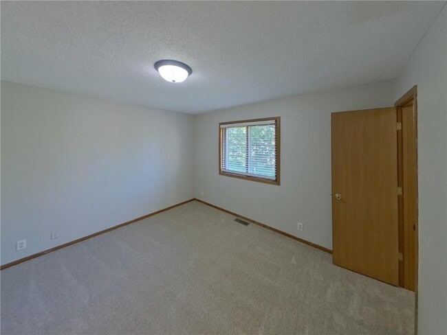 Building Photo - 3120 Teal Ct