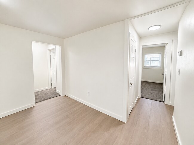 Building Photo - 34009 Caseville Ct