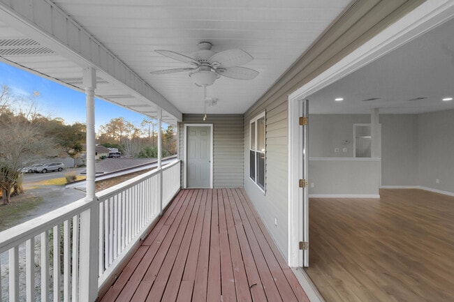 Building Photo - 300 Wildwood St