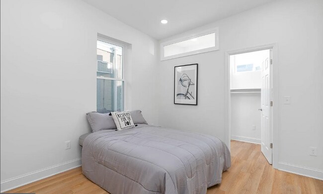 Building Photo - Snyder