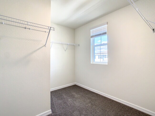 Building Photo - 5581 Logan Cave Ave