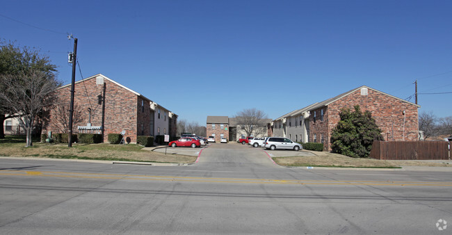 Primary Photo - Haltom Oaks Apartments