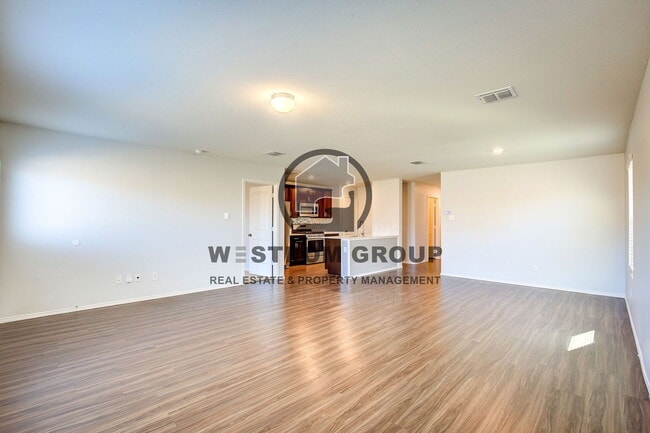 Building Photo - 404 Falling Star Dr