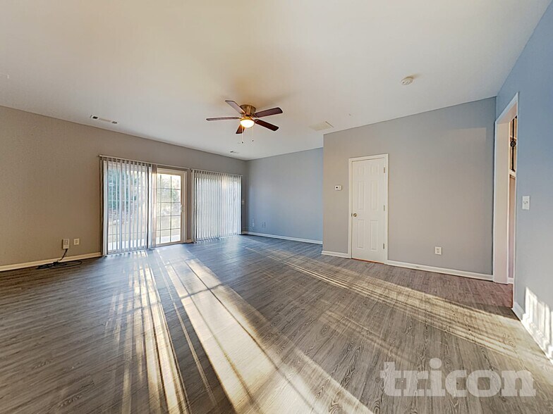 Building Photo - 3038 Deerborne Ct