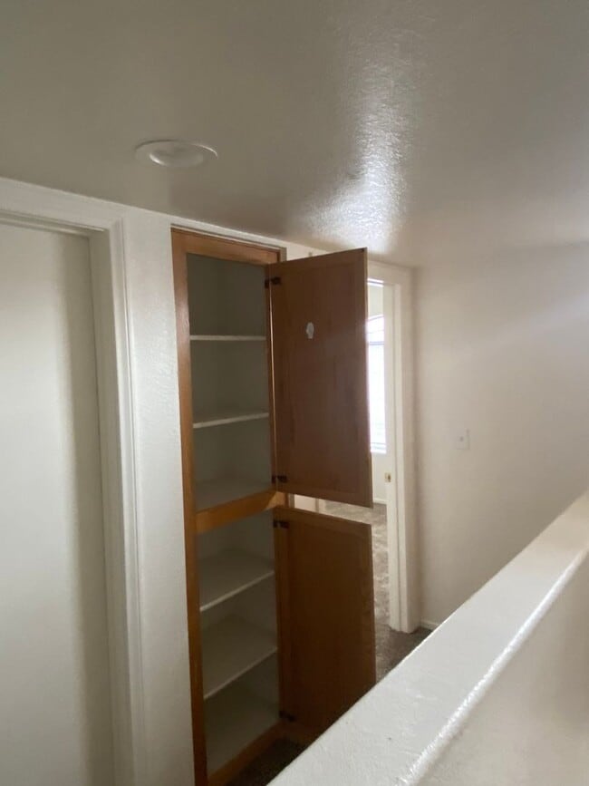 Building Photo - Cozy 3 Bedroom Summerlin Townhome for Rent!