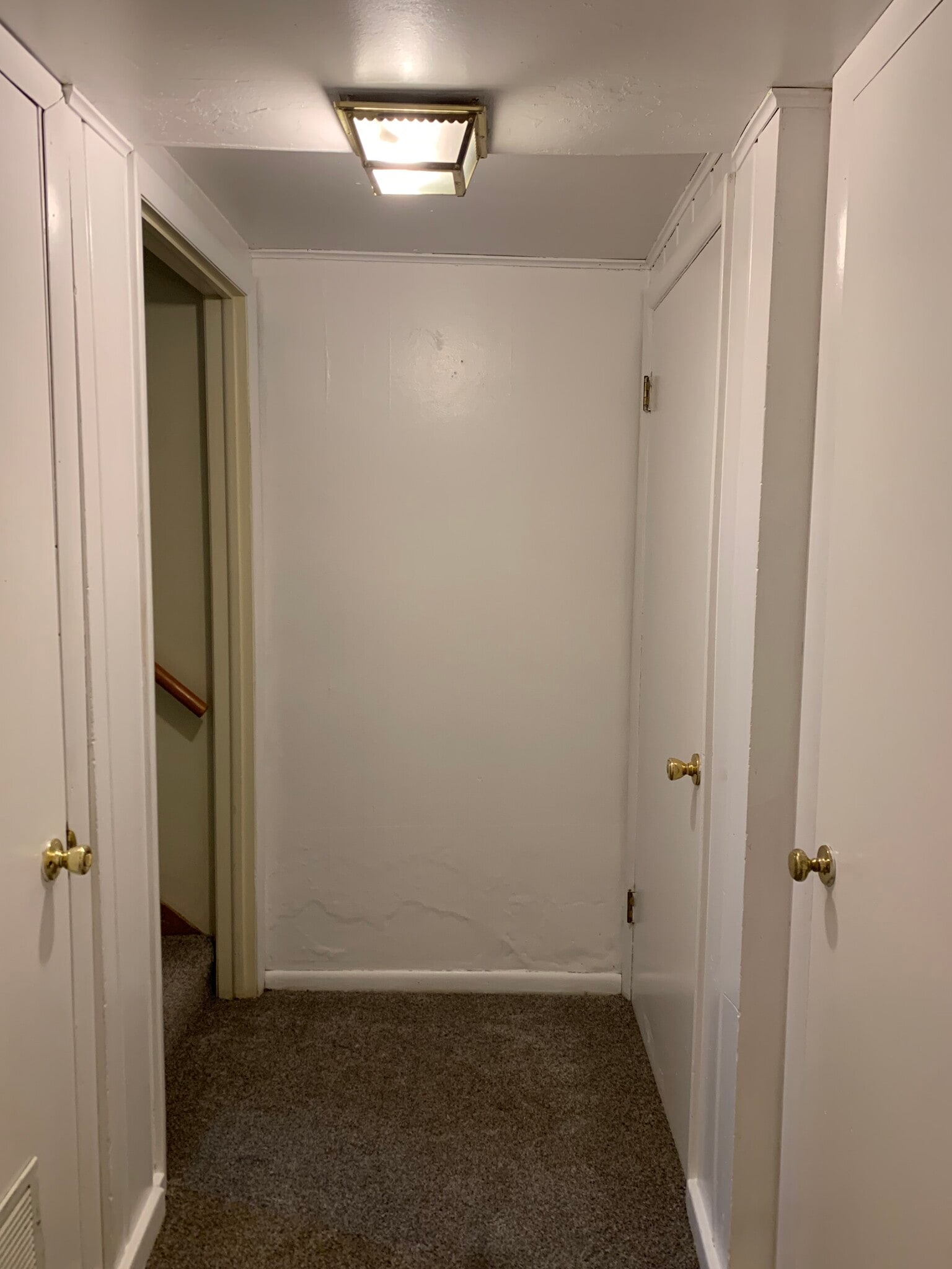 Building Photo - 555 E 300 N