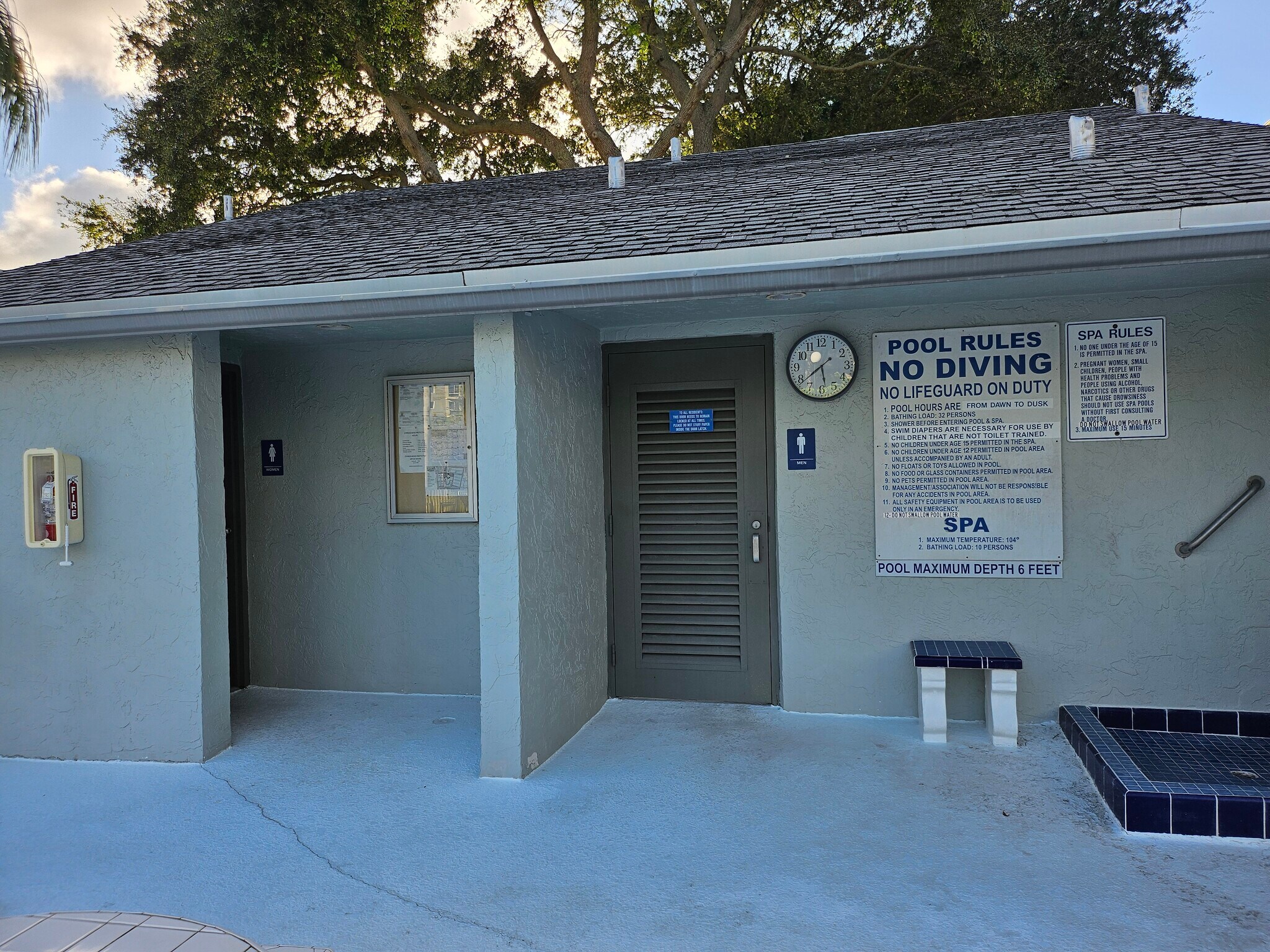 Building Photo - 2222 N Cypress Bend Dr