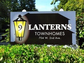 Building Photo - 9 Lanterns