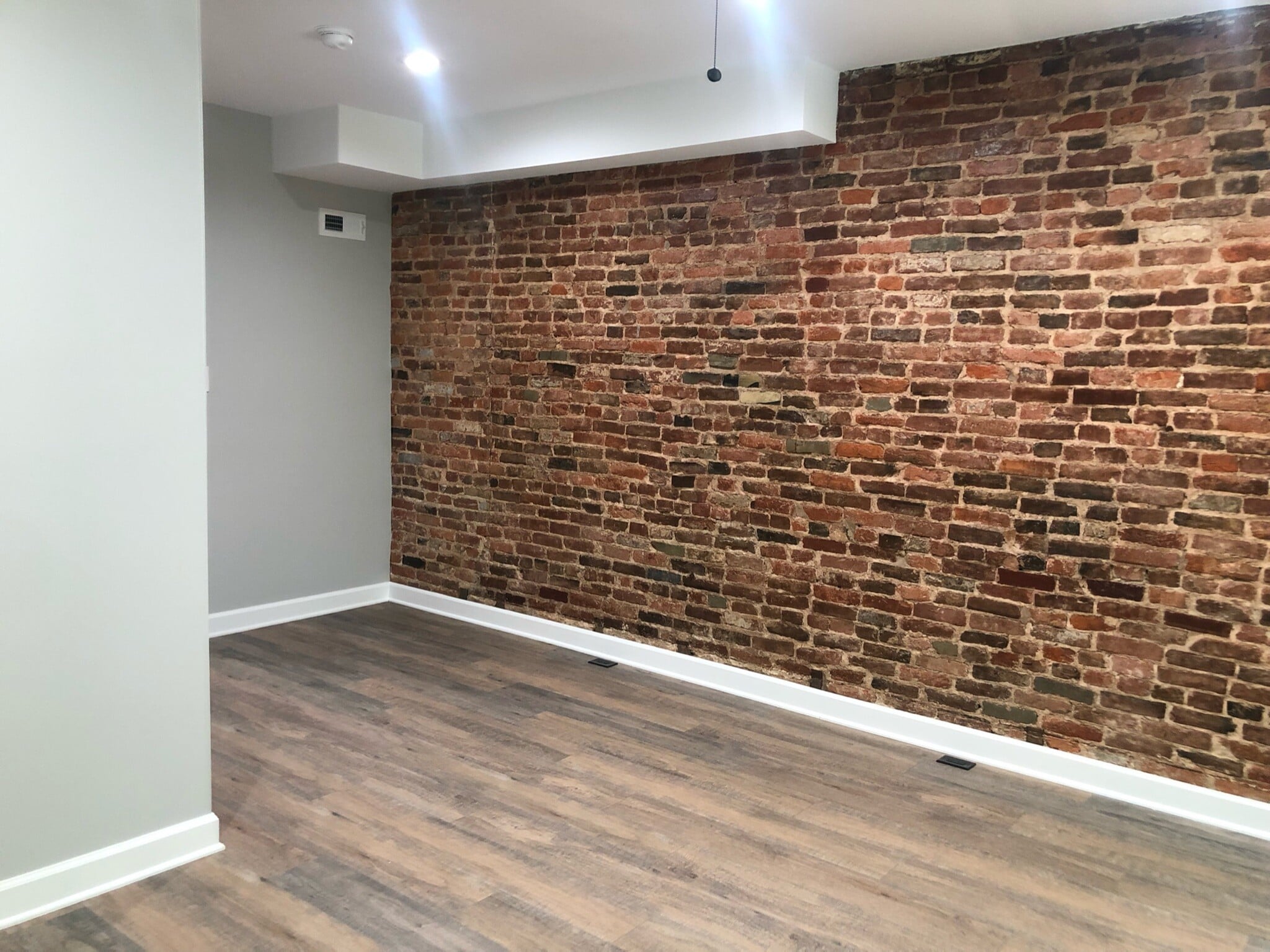 Bedroom - 2737 Maryland Ave