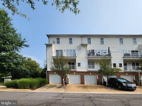 Building Photo - 12470 Liberty Bridge Rd