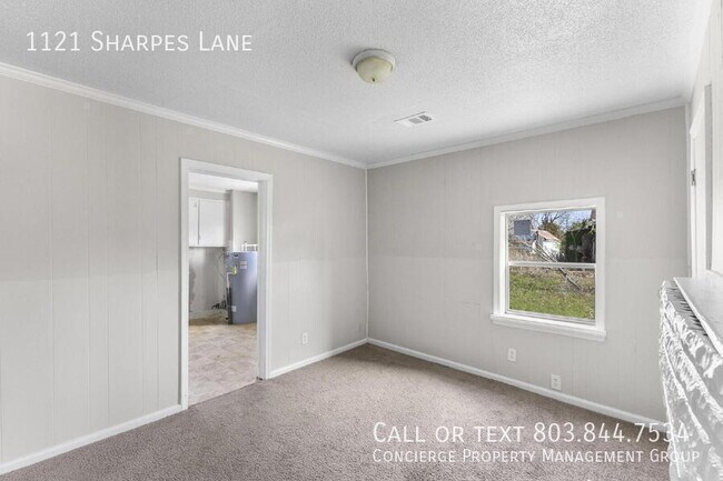 Building Photo - 1121 Sharpes Ln