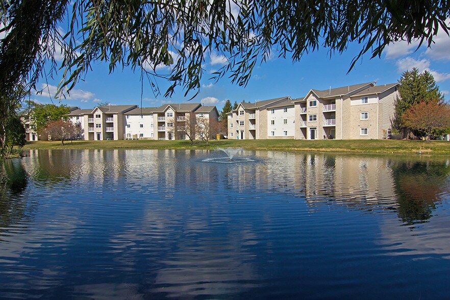 The Lakes at 8201 Apartment Homes 8201 Polo Club Dr Merrillville IN