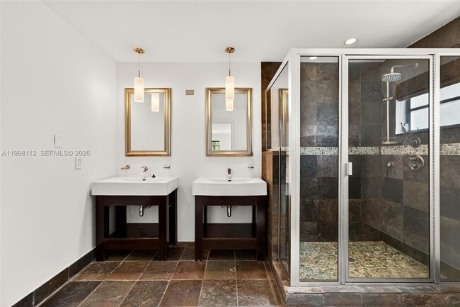 Building Photo - 3000 SW 130th Ave