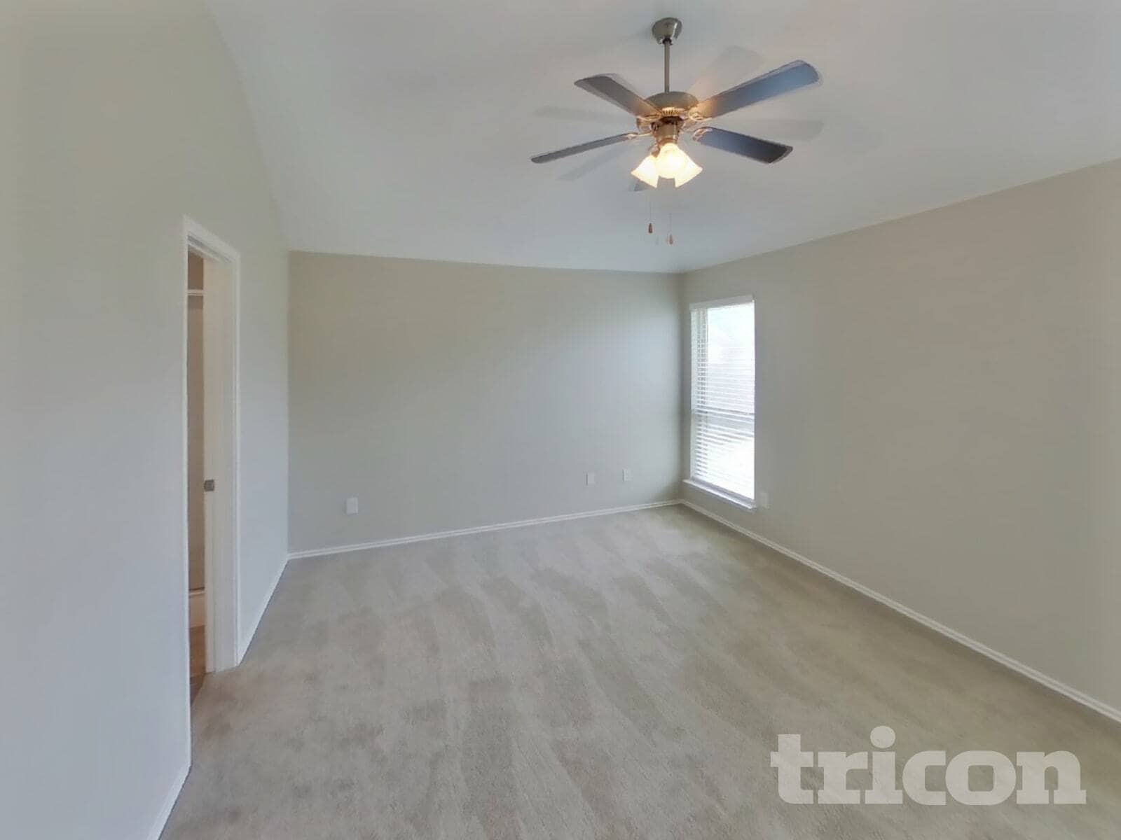 Building Photo - 4200 Agate Dr