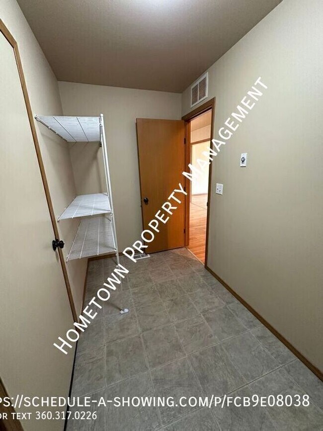Building Photo - 14854 99th Way Southeast