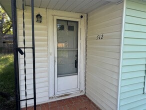 Building Photo - 512 Rice St