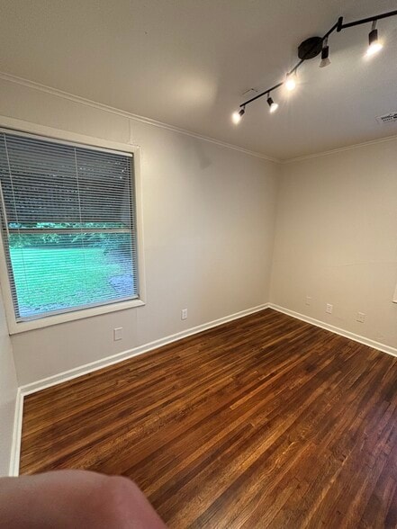 Building Photo - 2725 N Boulder Ave