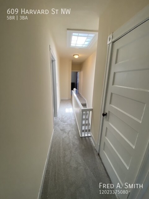 Building Photo - 5 Bedroom Townhouse Next To Howard Univers...