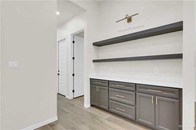 Building Photo - 24 N 48th St