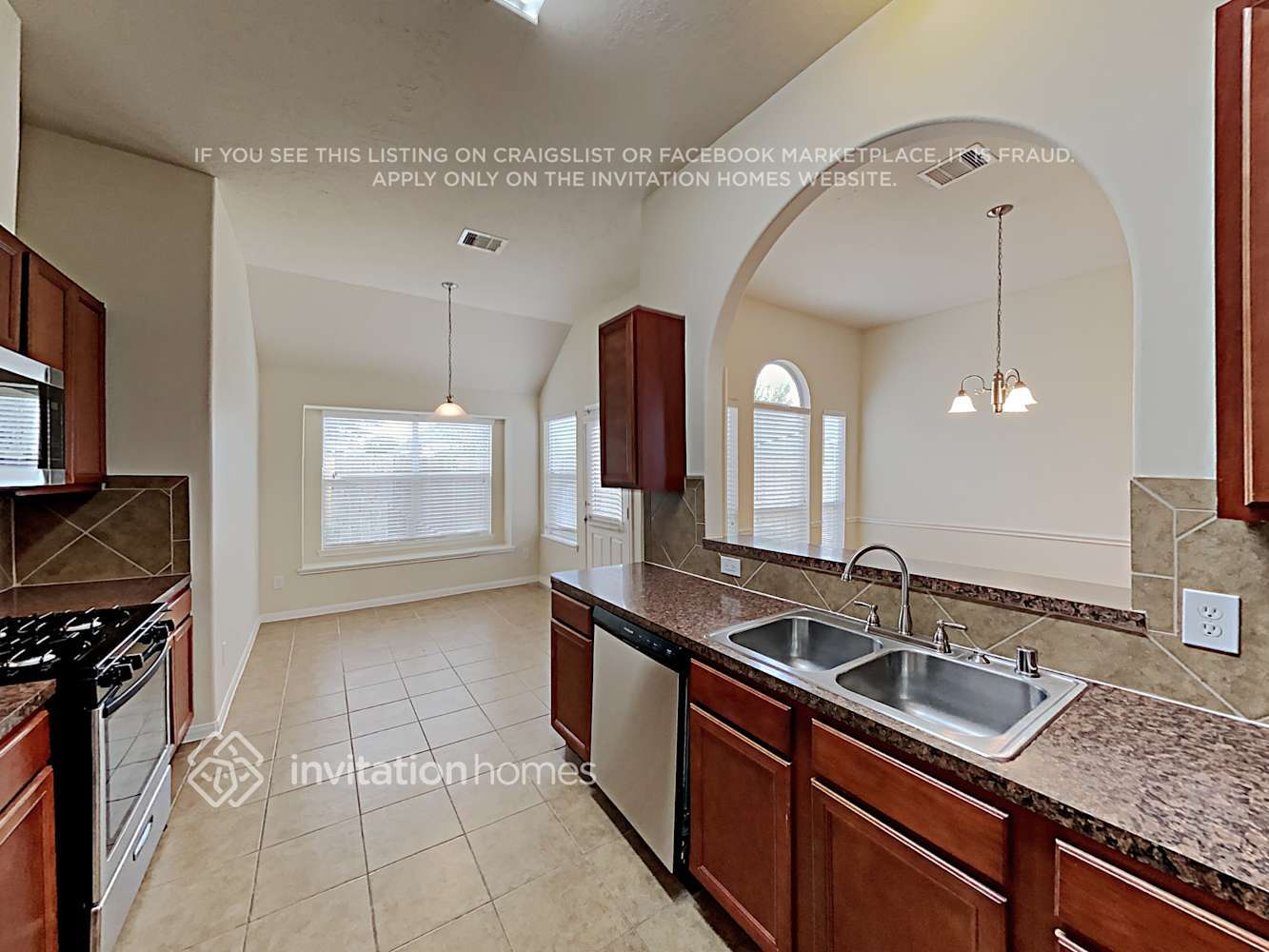 Building Photo - 1022 Bahia Vista Dr