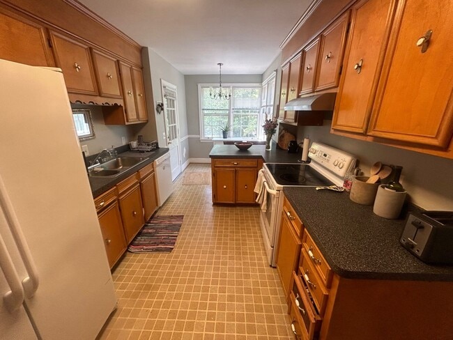 Building Photo - 3119 Trenholm Rd