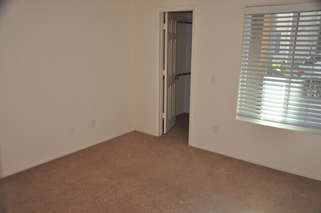 Building Photo - Experience the Best of Scottsdale living!