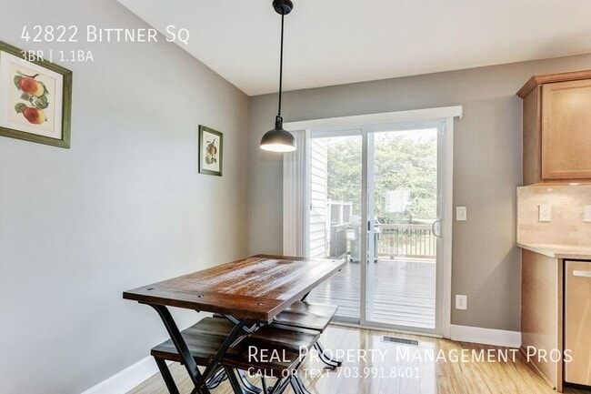 Building Photo - 42822 Bittner Square