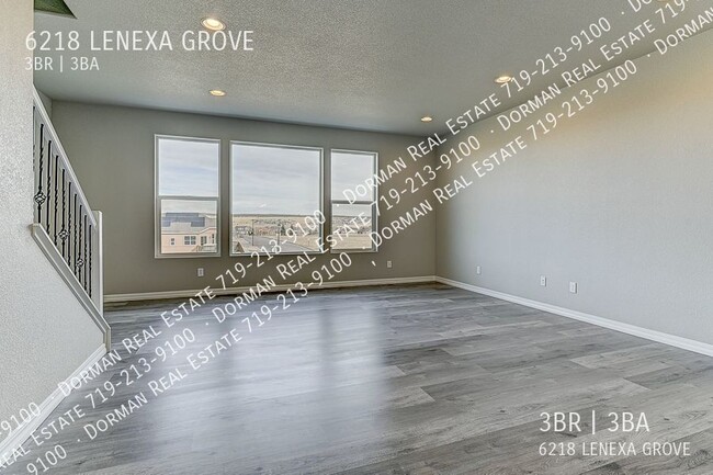 Building Photo - $500 OFF the first month of rent! Brand ne...