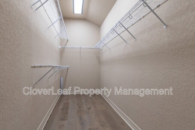 Building Photo - 1231 Via Belcanto