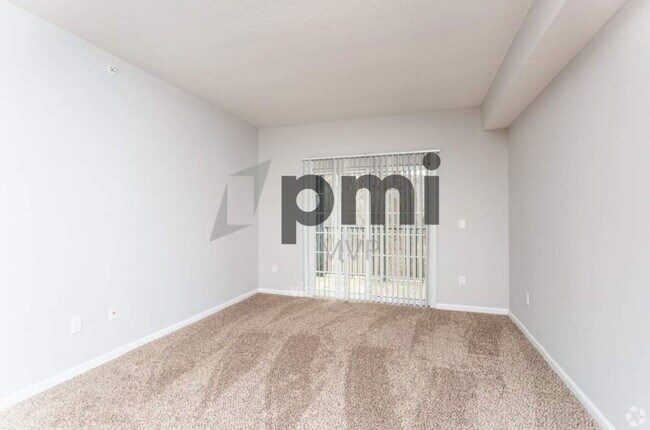 Building Photo - 892 Taylor Station Rd