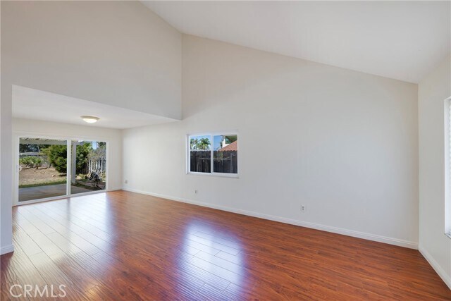 Building Photo - 1604 Avenida Del Vista