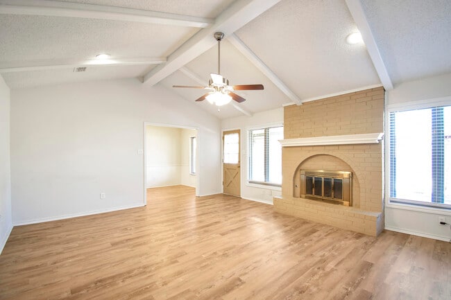 Building Photo - 5416 95th St