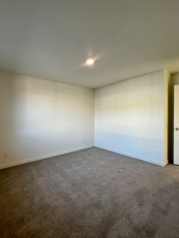 Building Photo - 209 Cardinal St