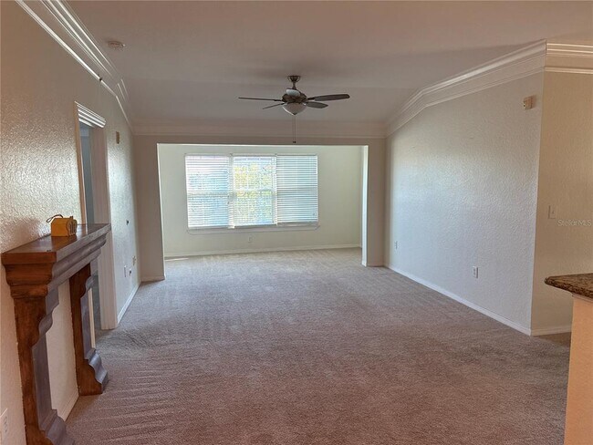 Building Photo - 5463 Vineland Rd