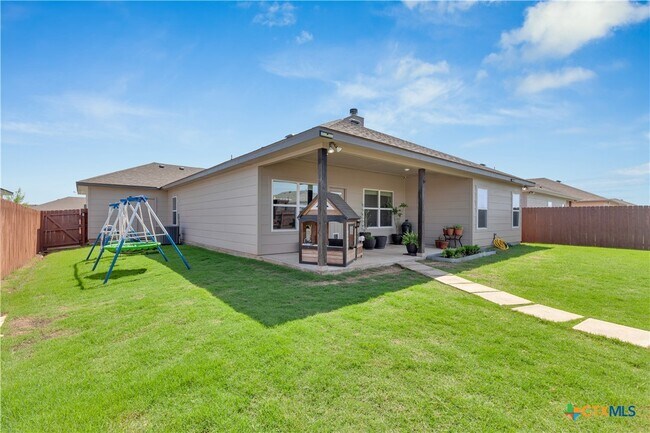 Building Photo - 8508 Glade Dr