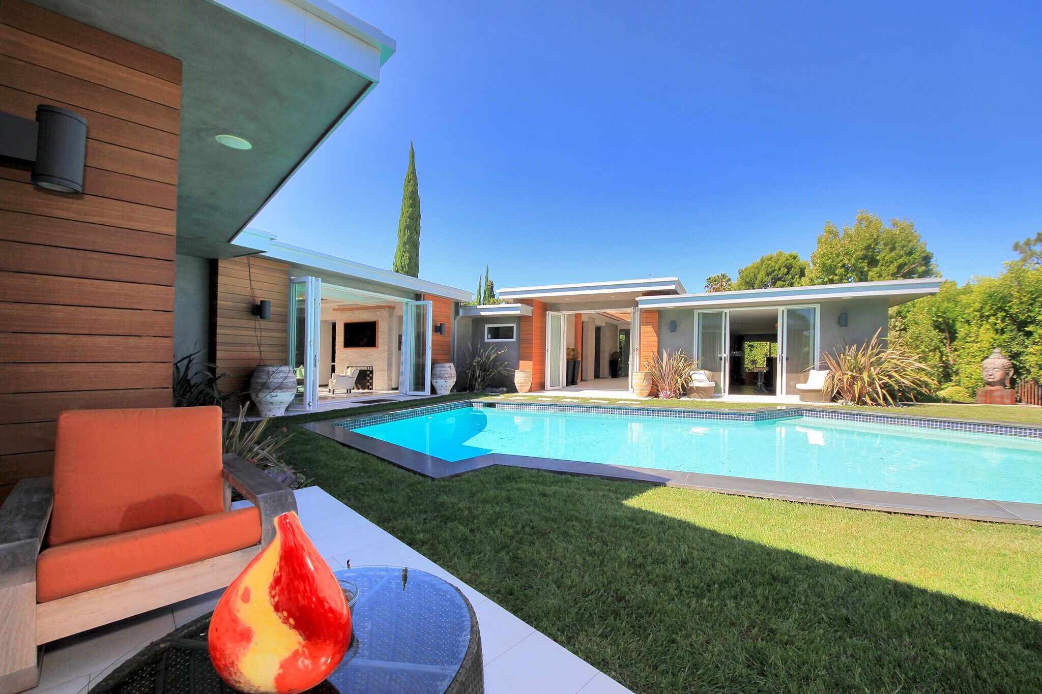 Building Photo - 3054 Elvido Dr