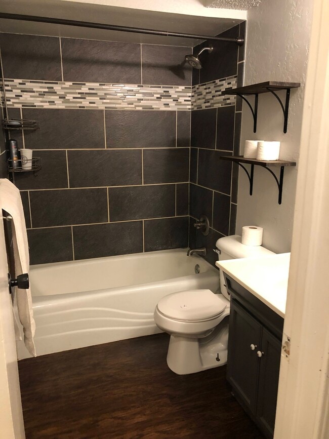 Main Bathroom (in Hall) - 254 Hickory Stick Ln