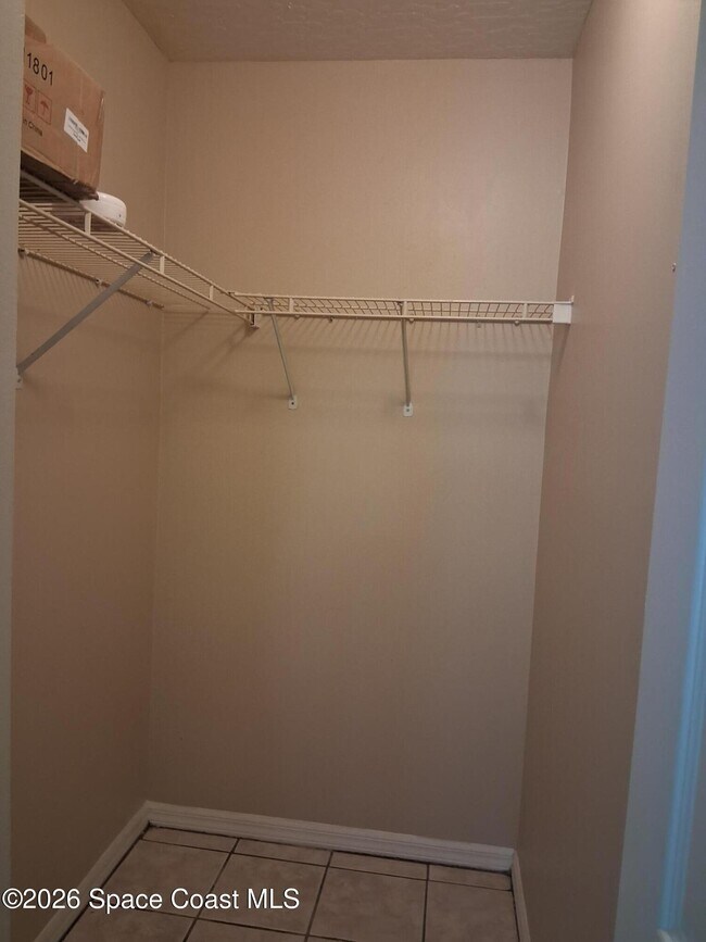 Building Photo - 1351 Danbury St SW