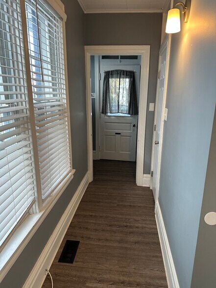 Entry Hallway - 19 S 24th St
