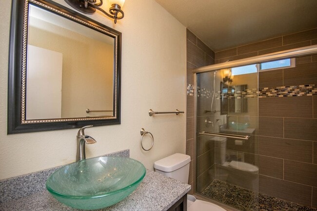 Building Photo - Cozy 2BD/2BA in Carlsbad Village