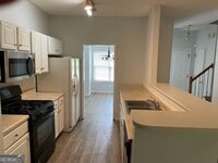 Building Photo - 645 N Fairfield Dr