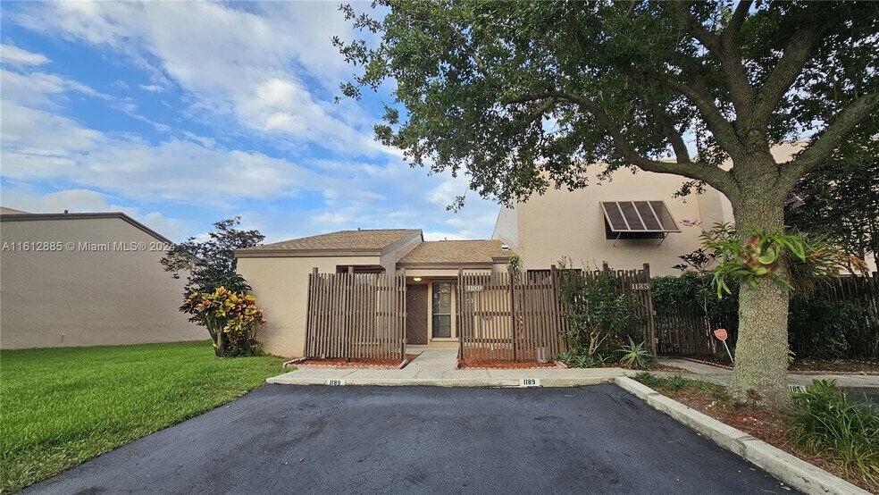 Primary Photo - 1189 NW 122nd Ter