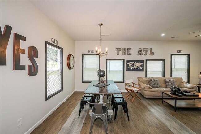 Building Photo - 64 Moury Ave SE